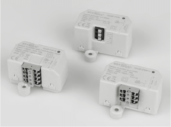 Bild 2: Die mit der Haltplatte kompatiblen Schalt-Aktoren HmIP-FSI16, HmIP-FSM und HmIP-FSM16